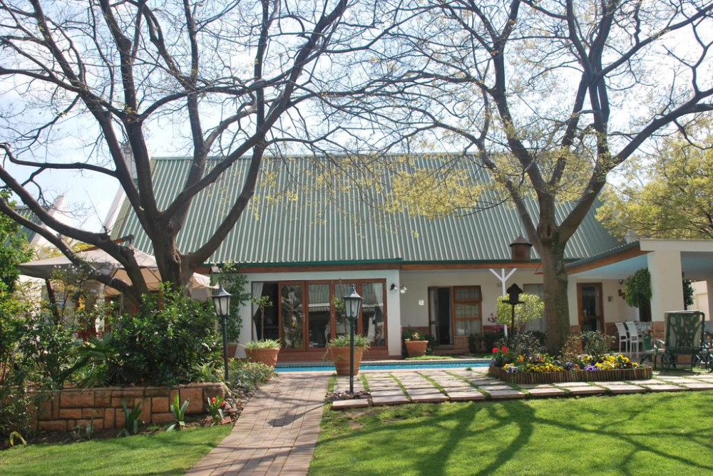 Apex Travel Club - ATC - Sunninghill Guest Lodge