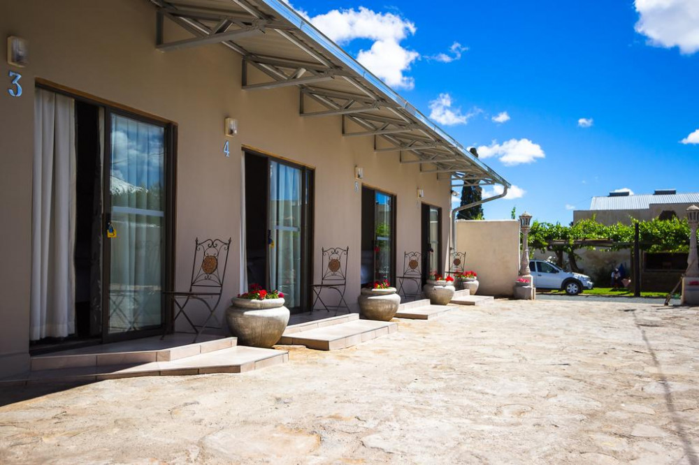 Apex Travel Club - ATC - Hazeldene Colesberg Rooms