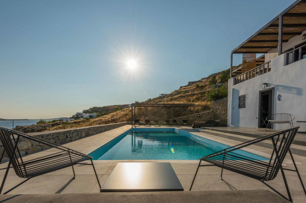 Apex Travel Club - ATC - Black Cactus in Mykonos