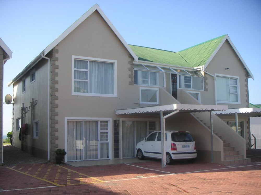 Apex Travel Club - ATC - Waterside Living - Blues Bay 16