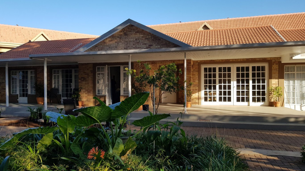 Apex Travel Club - ATC - Country Garden Guesthouse