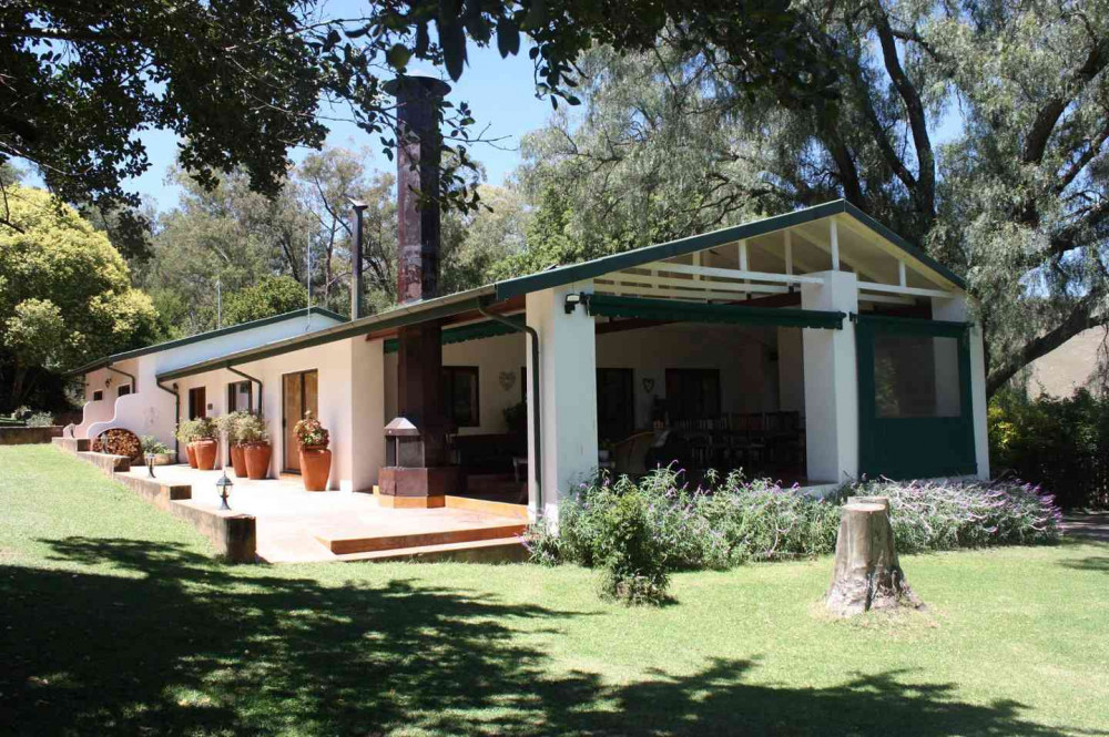 Apex Travel Club - ATC - The Red Barn Dullstroom