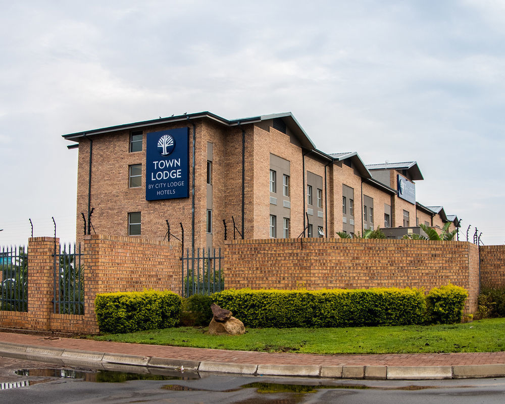 Apex Travel Club - ATC - Town Lodge Gaborone