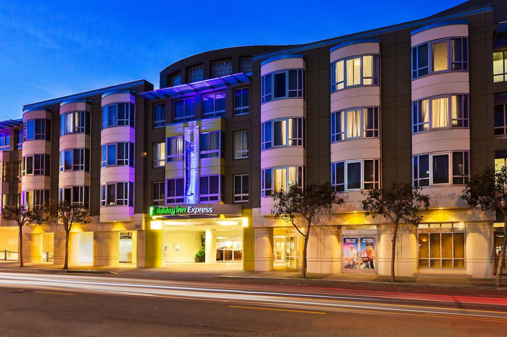 Apex Travel Club - ATC - Holiday Inn Express & Suites San Francisco Fishermans Wharf
