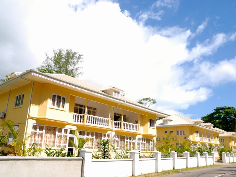 Apex Travel Club - ATC - Reef Holiday Apartments