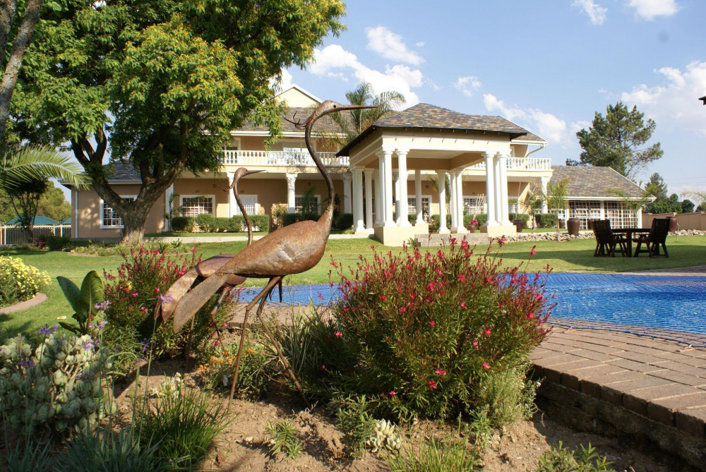Apex Travel Club - ATC - Attache Guest Lodge and Health & Beauty Spa