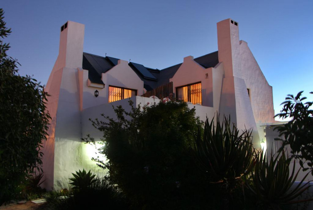 Apex Travel Club - ATC - Roosmarijn Guest House