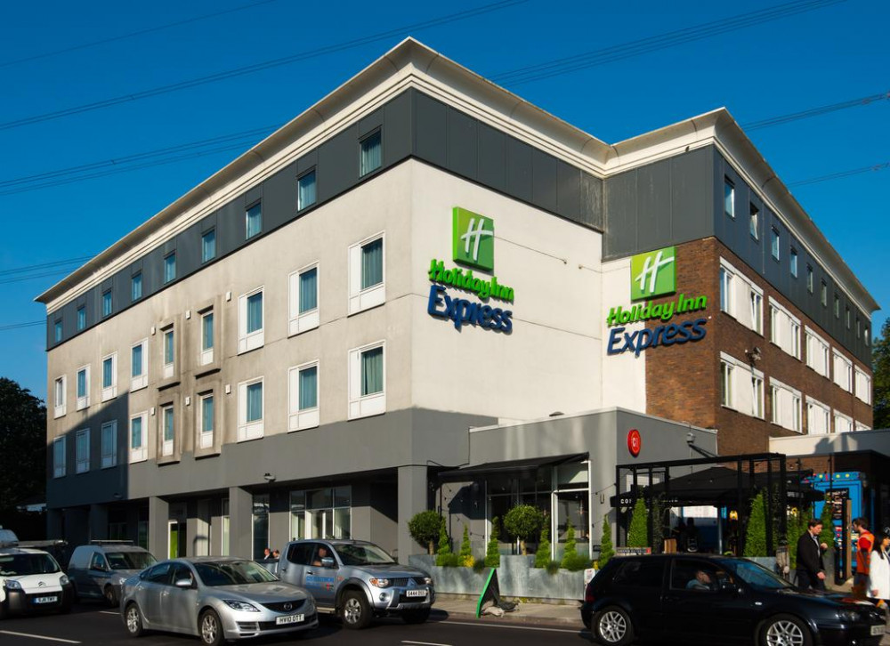 Apex Travel Club - ATC - Holiday inn Express Wimbledon South
