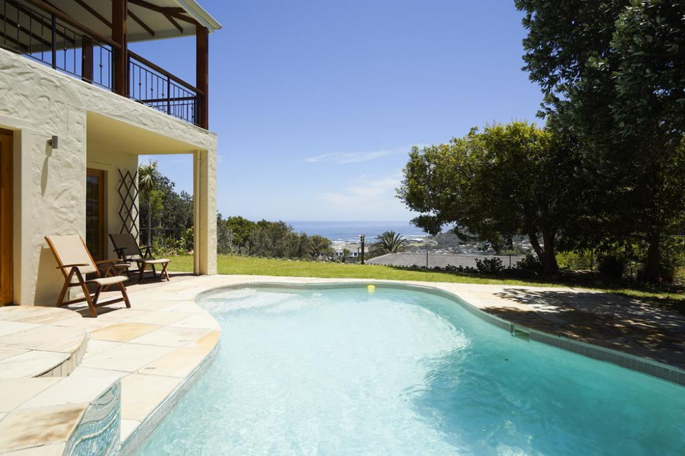 Apex Travel Club - ATC - Villa Camp Bay Views