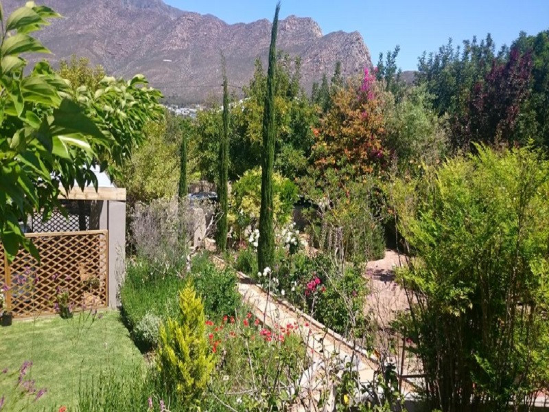 Apex Travel Club - ATC - Abigails Garden Cottage