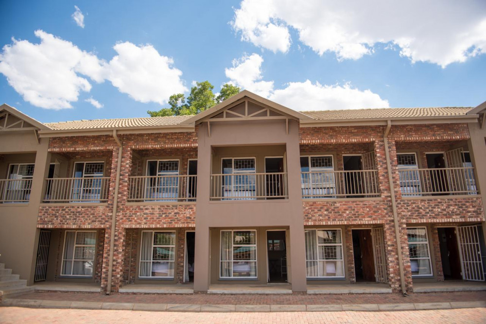 Apex Travel Club - ATC - Melrose Place Guestrooms