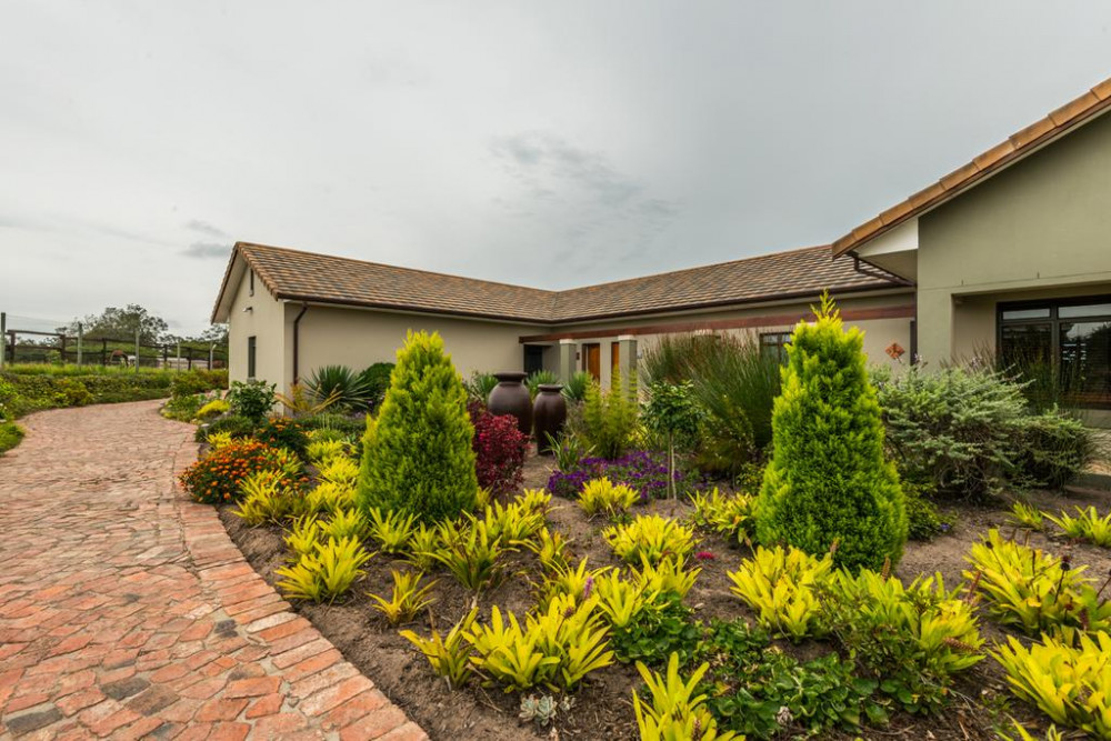 Apex Travel Club - ATC - Inn Victori Guesthouse & Surfcamps