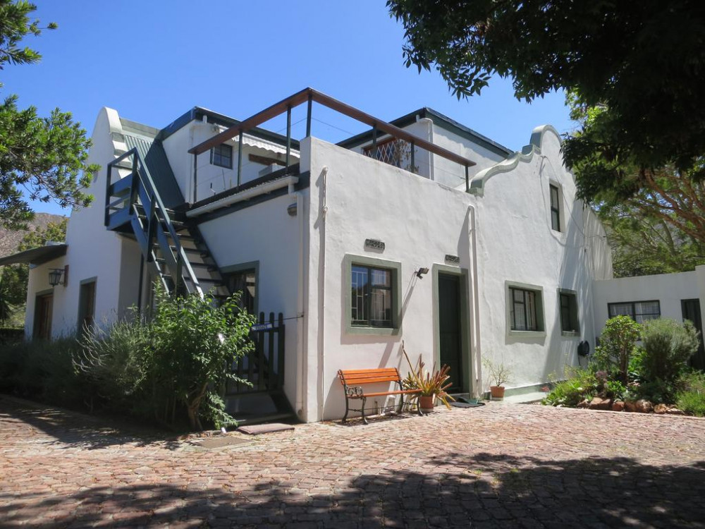 Apex Travel Club - ATC - Montagu Villas - Rose cottage