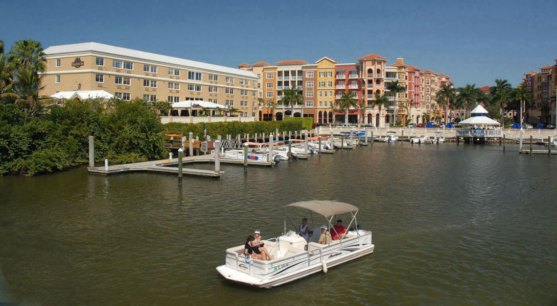 Apex Travel Club - ATC - Bayfront Inn 5th Ave