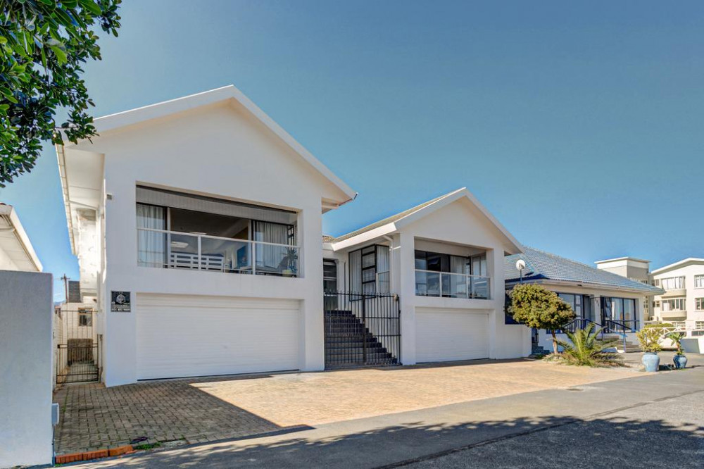 Apex Travel Club - ATC - Great white beach House