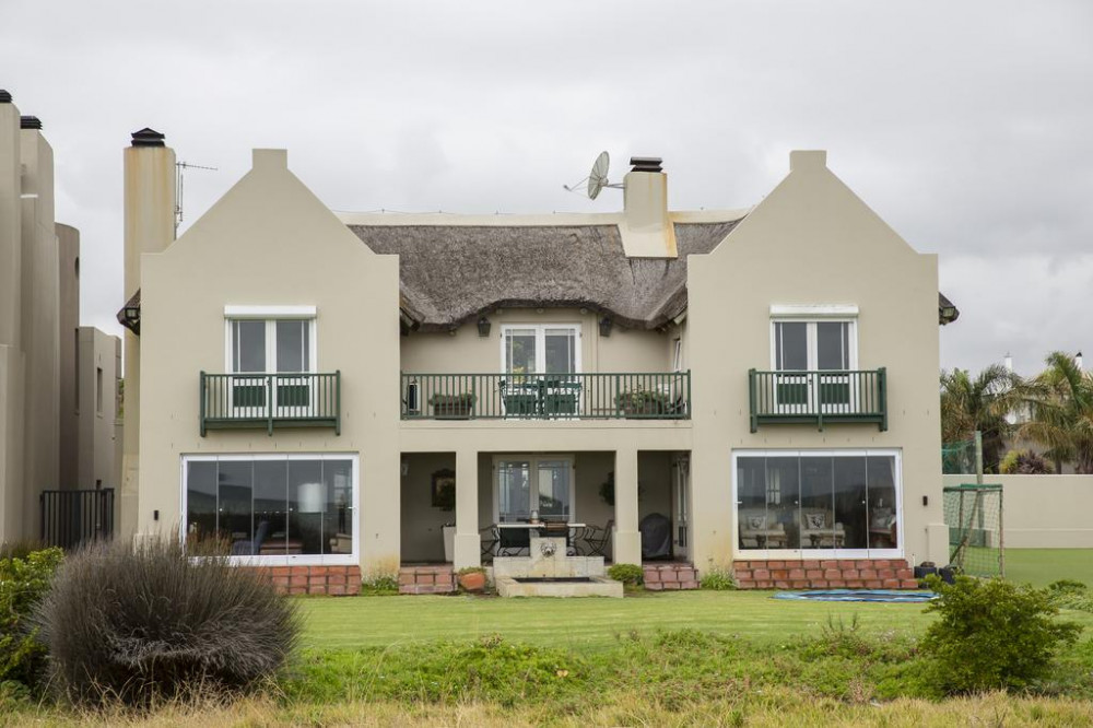 Apex Travel Club - ATC - Strand Beach Lodge