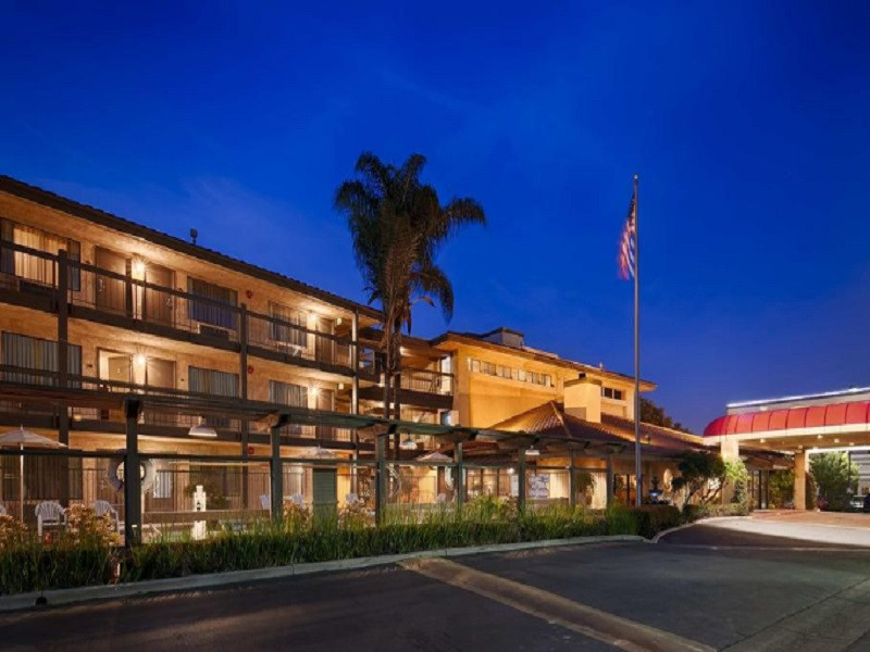 Apex Travel Club - ATC - Best Western Plus Executive Inn