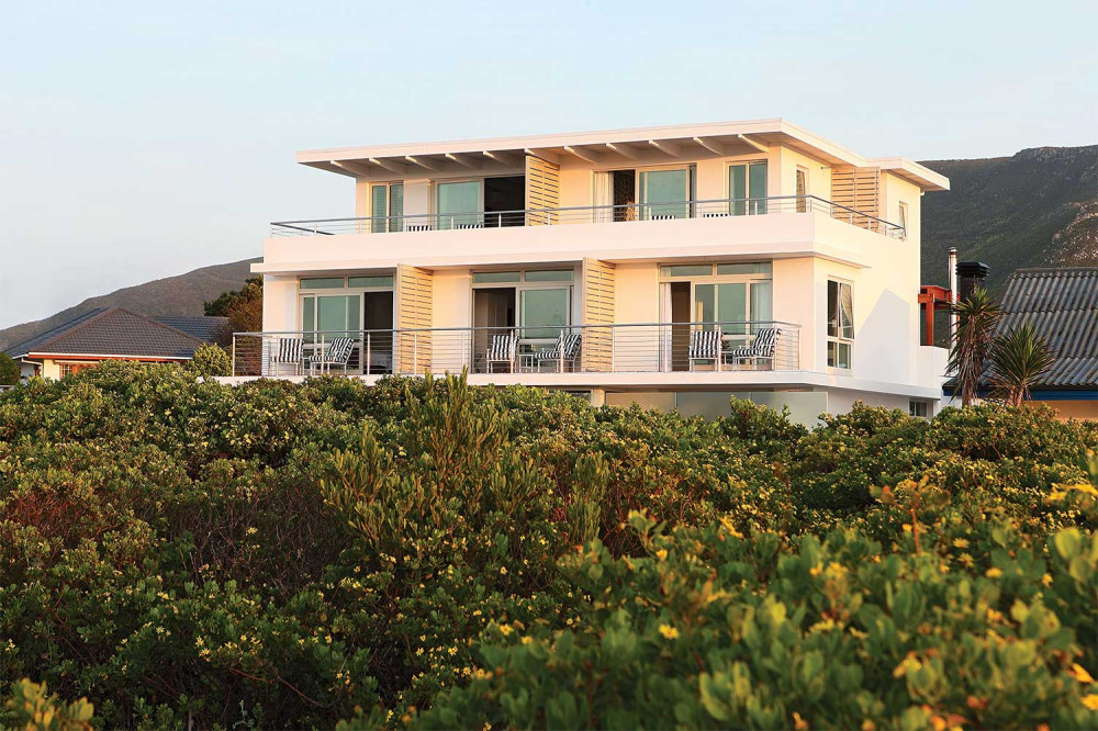 Apex Travel Club - ATC - One Marine Drive Boutique Hotel