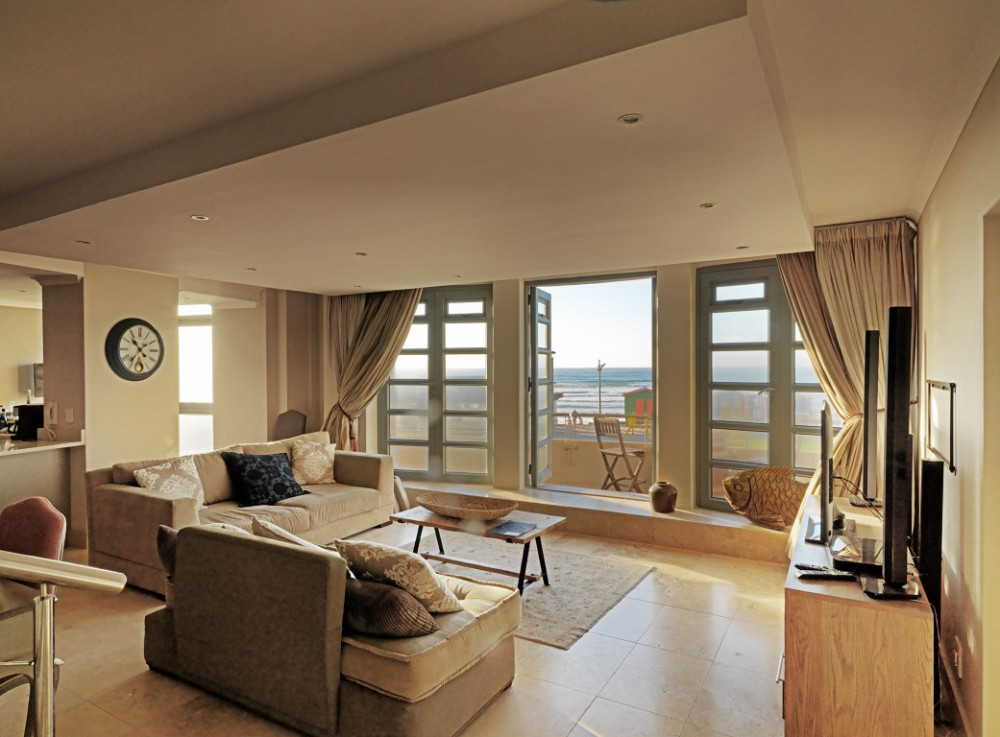Apex Travel Club - ATC - Surfers Corner - Three Bedroom Sea Facing Apartments