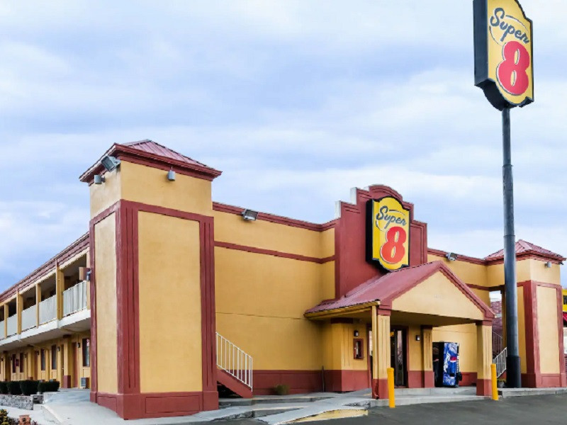Apex Travel Club - ATC - Super 8 by Wyndham Indianapolis