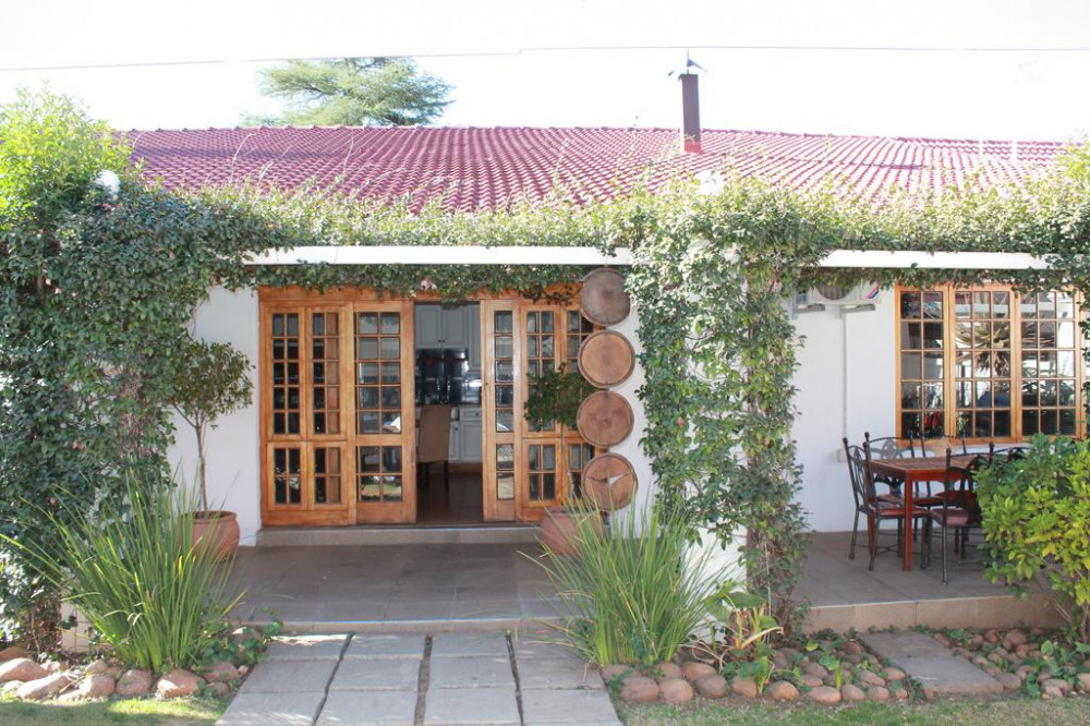 Apex Travel Club - ATC - Villa de la Rosa Klerksdorp