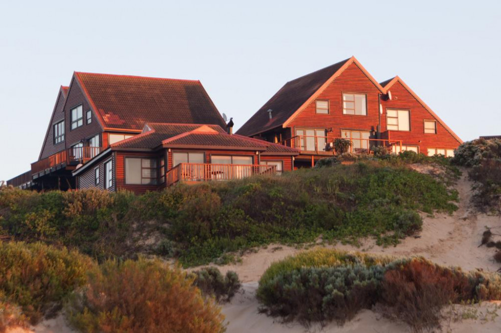Apex Travel Club - ATC - Jeffreys-Bay-Self-Catering