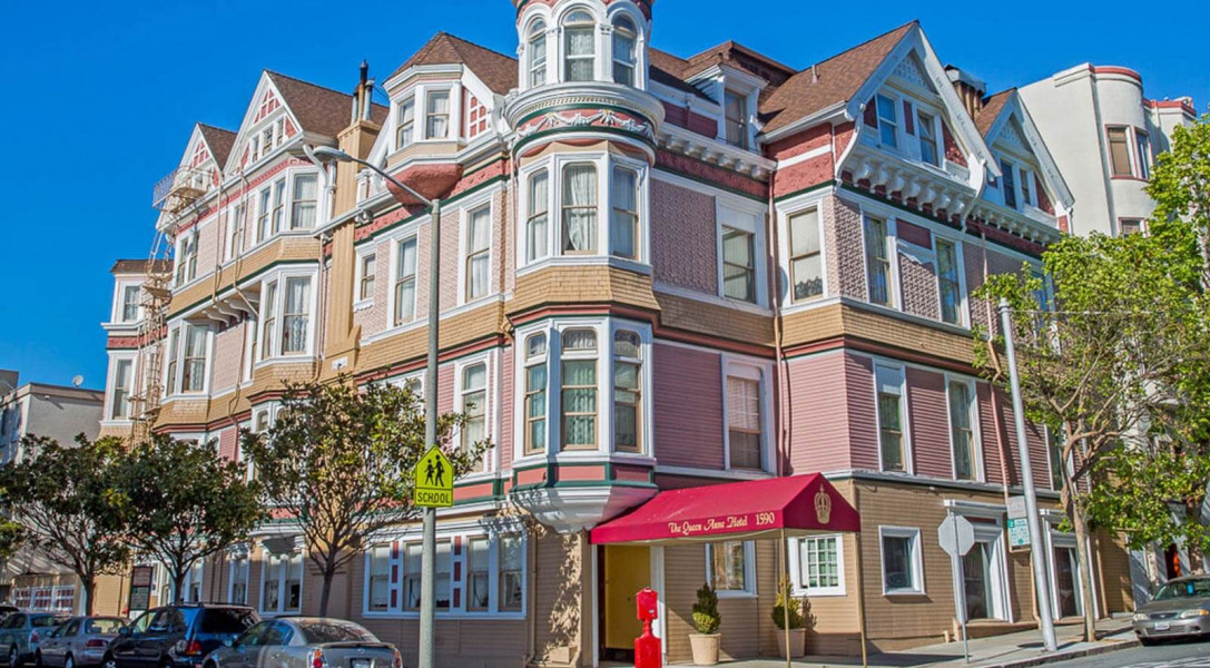 Apex Travel Club - ATC - Queen Anne Hotel