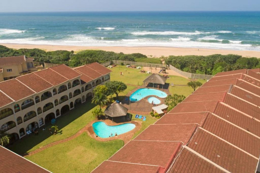 Apex Travel Club - ATC - Cabanas on the beach
