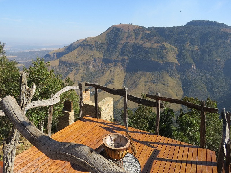 Apex Travel Club - ATC - The Edge Mountain Retreat - kudu shack cottage