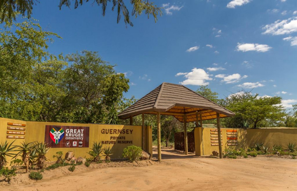 Apex Travel Club - ATC - Panzi Lodge