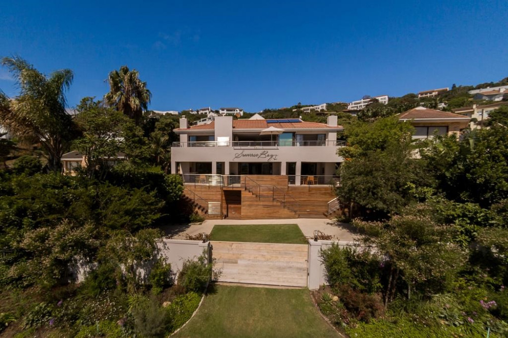 Apex Travel Club - ATC - Sunrise Bay Self Catering Accommodation
