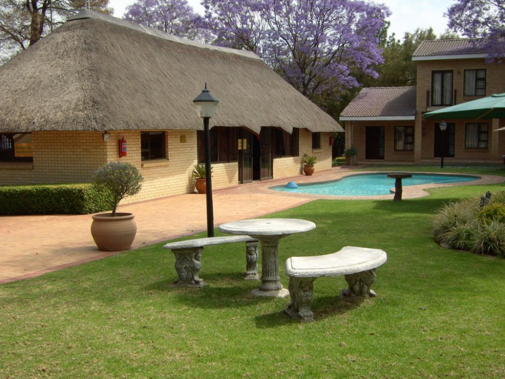 Apex Travel Club - ATC - Hoyohoyo Chartwell Lodge