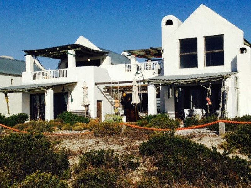 Apex Travel Club - ATC - Escape Beach House