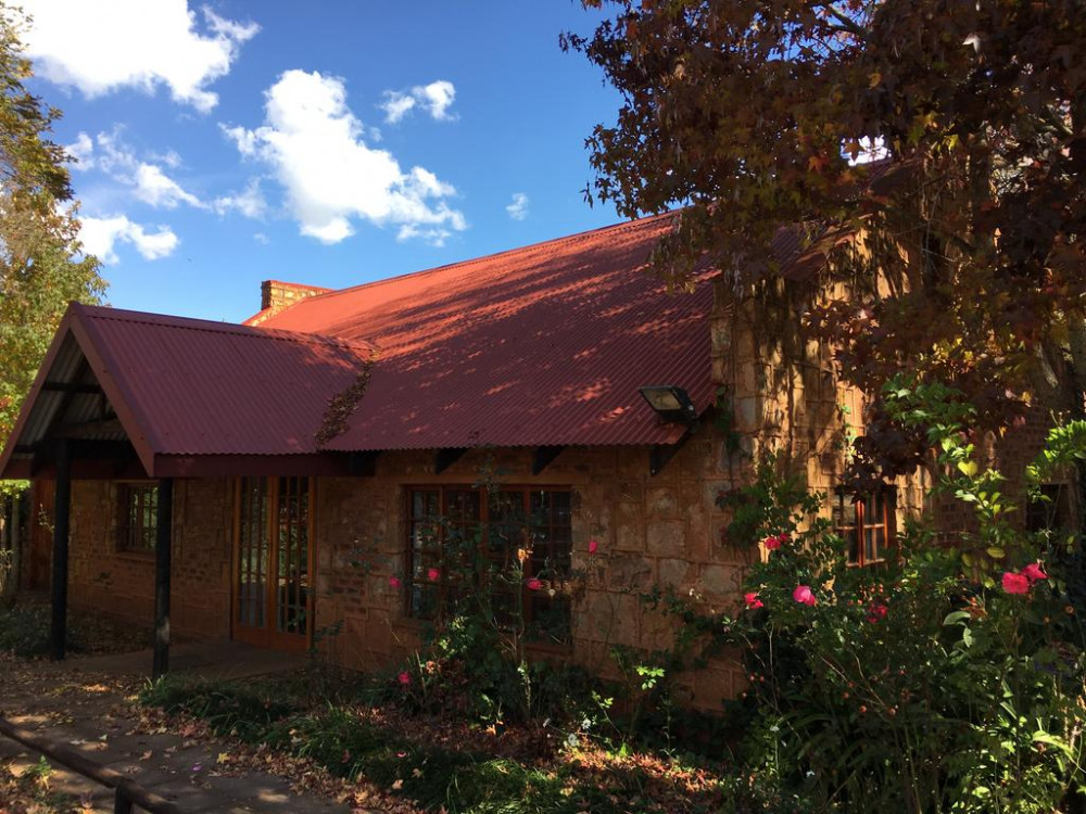 Apex Travel Club - ATC - Critchley Hackle - Managers Cottage
