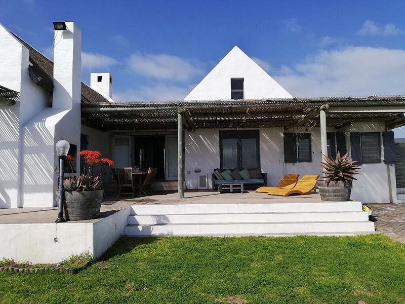 Apex Travel Club - ATC - Oorgenoeg in Jakobsbaai