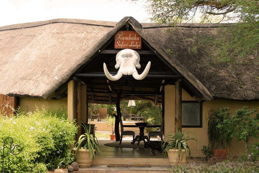 Apex Travel Club - ATC - Kambaku Safari Lodge