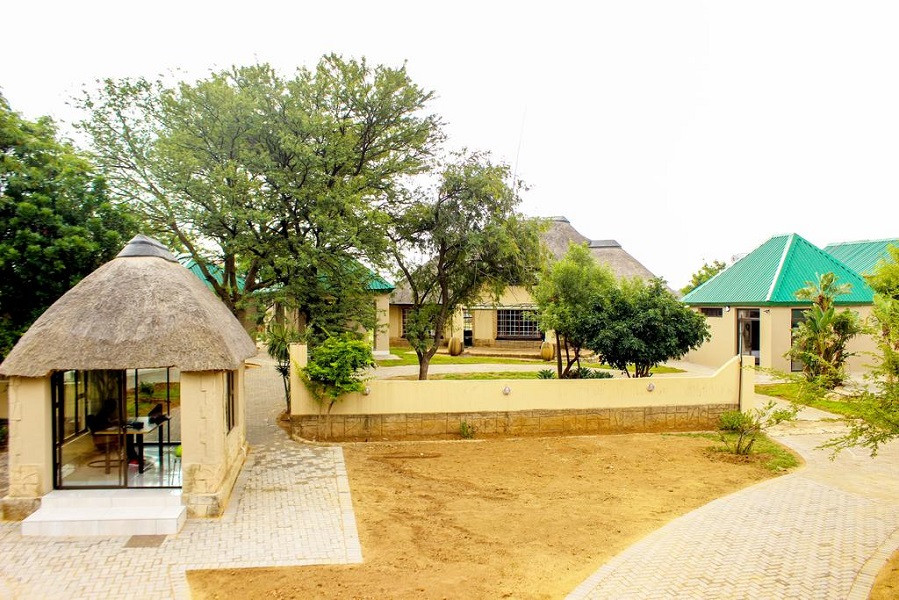 Apex Travel Club - ATC - Zoe Bush Lodge