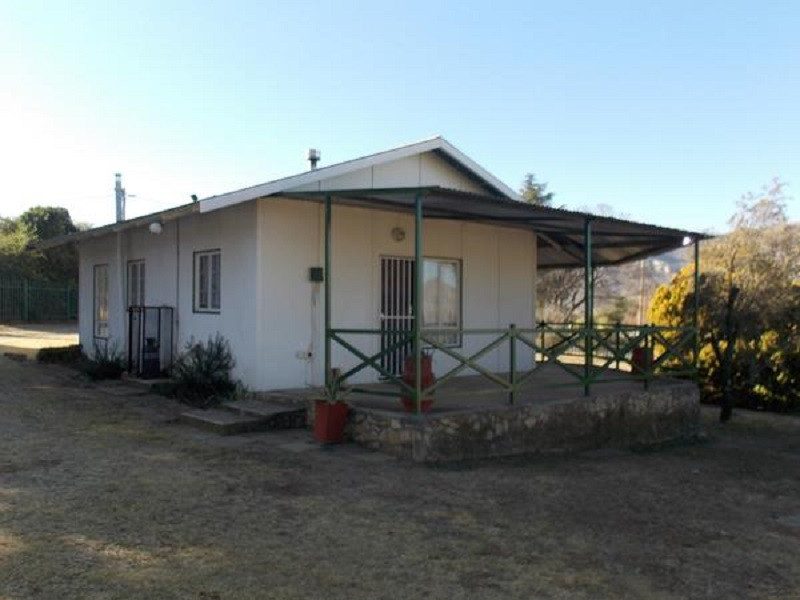 Apex Travel Club - ATC - Clarens Accommodation Bookings - Feathers THe Robin's Nest