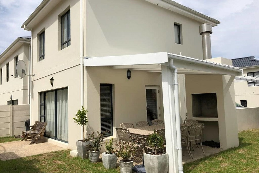 Apex Travel Club - ATC - Onrus Beach Home