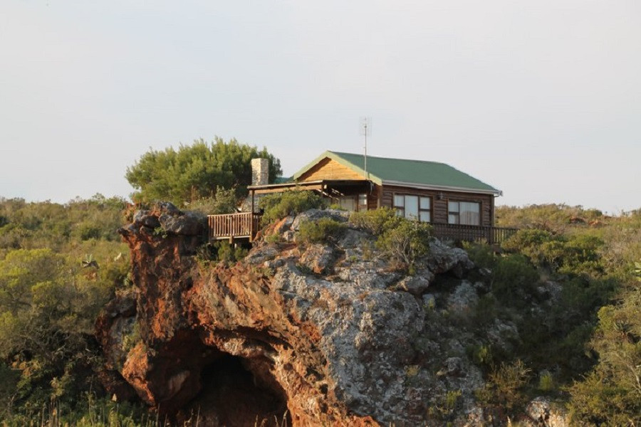 Apex Travel Club - ATC - Bergsig Game Farm