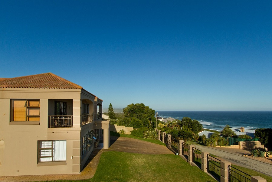 Apex Travel Club - ATC - Tranquil Shores Bed and Breakfast/Self catering