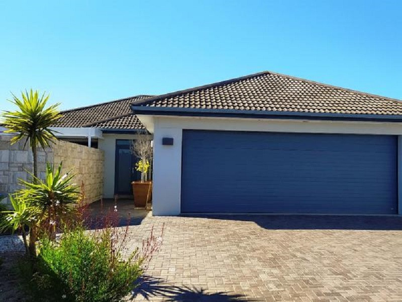 Apex Travel Club - ATC - Langebaan Holiday Homes- 5th on Kelkiewyn Langebaan