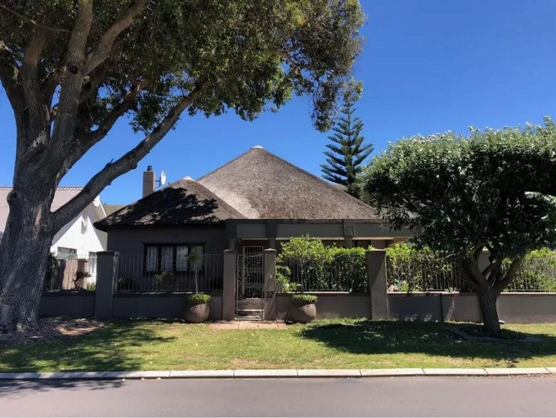 Apex Travel Club - ATC - McFarlane Cottage