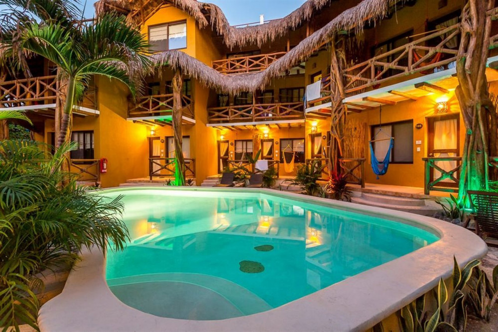 Apex Travel Club - ATC - Holbox Dream beach front hotel