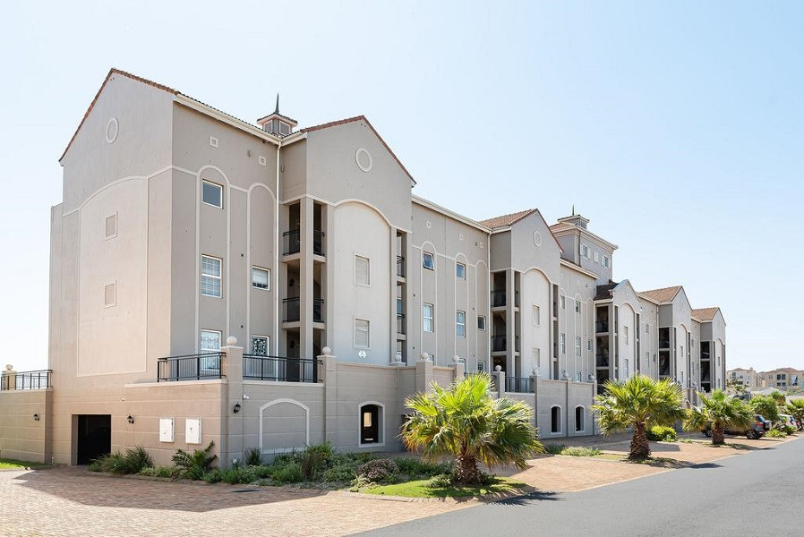 Apex Travel Club - ATC - Century On Lake Luxury Apartments