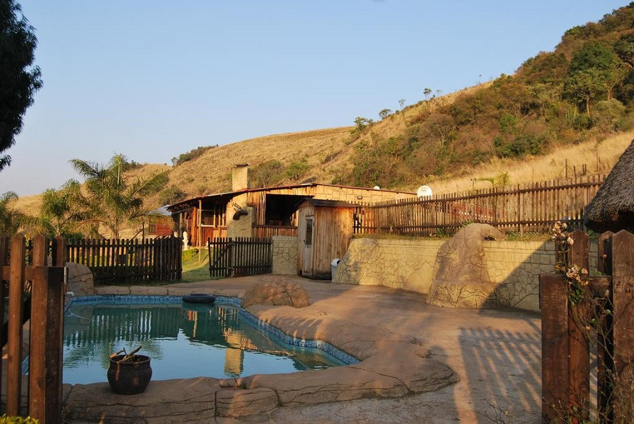 Apex Travel Club - ATC - Valley View Log Home @ Rocklog Farm