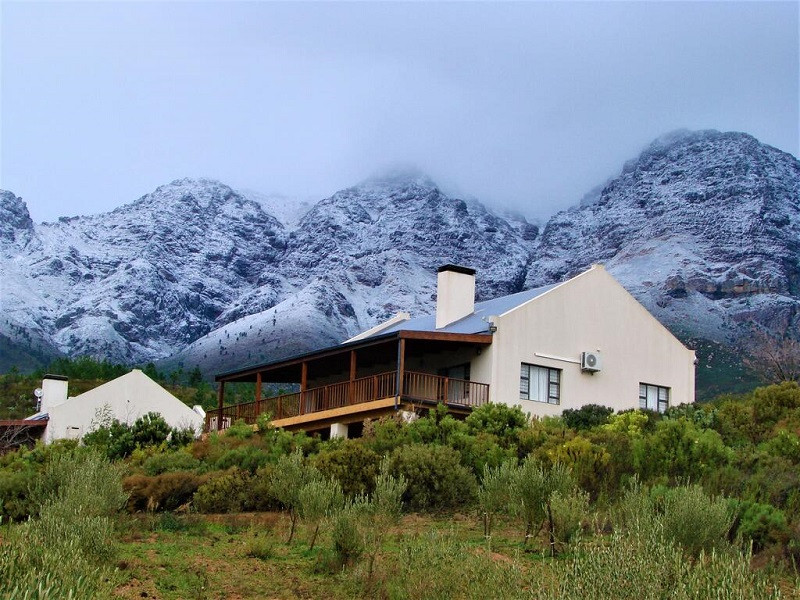 Apex Travel Club - ATC - Vredehoek Guest Farm