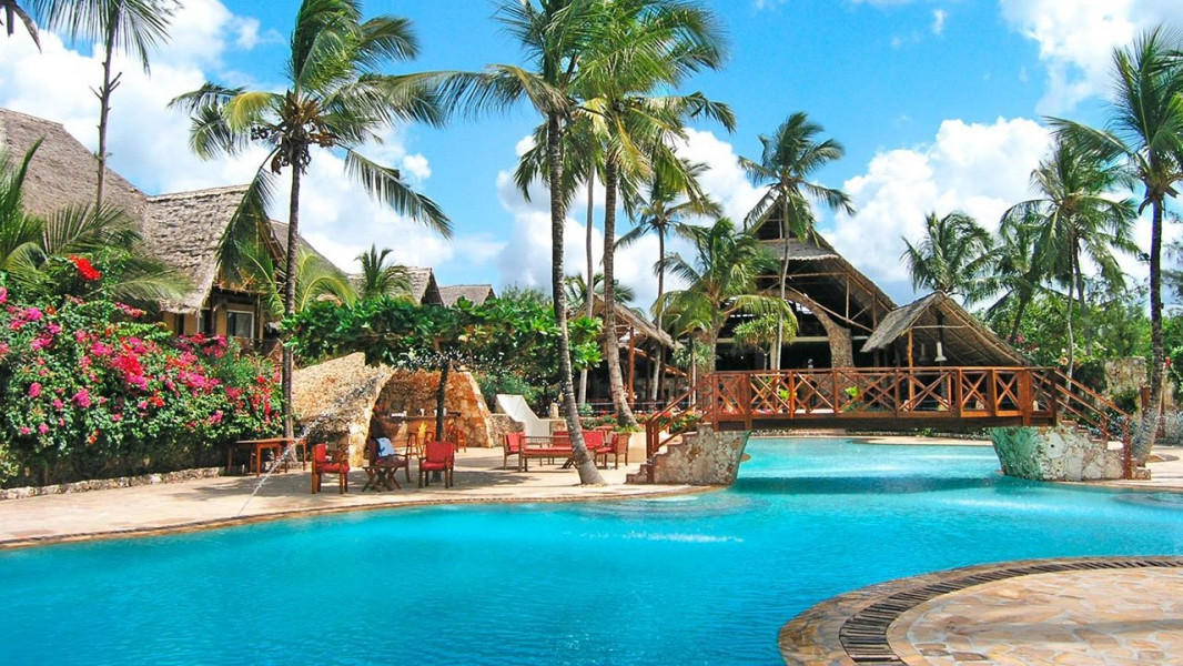 Apex Travel Club - ATC - Reef & beach resort