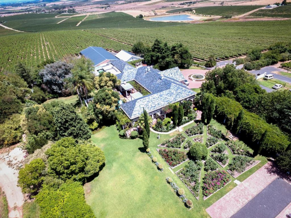 Apex Travel Club - ATC - Bakenhof Winelands Lodge