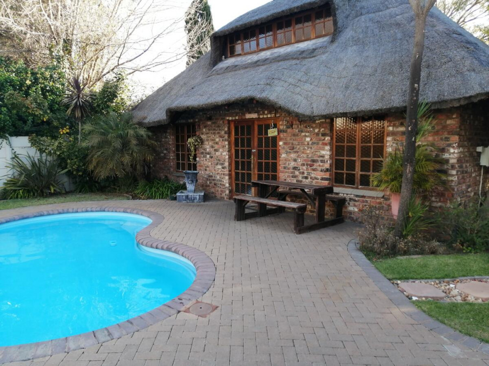 Apex Travel Club - ATC - Thatchers Guest Rooms